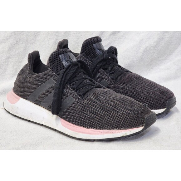 Size 9½ - adidas Swift Run Black True Pink W - Picture 7 of 7